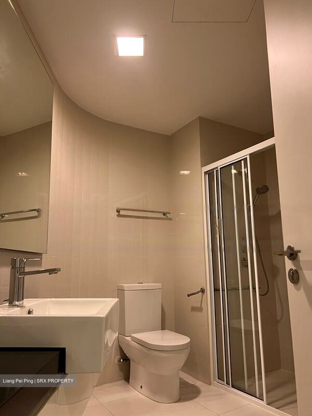 The Interlace (D4), Condominium #464101591